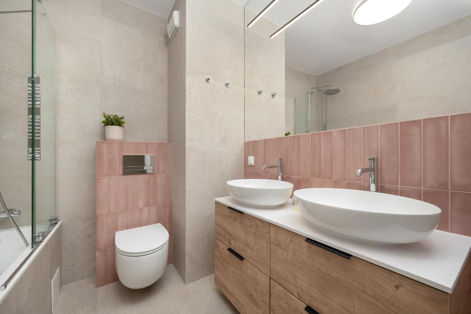 Elegancki Apartament Z Parkingiem Blisko Starego Miasta By Noclegi Renters Wrocław Exteriör bild